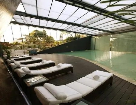 Villa Sleeps 9 Pool Air Con Wifi *