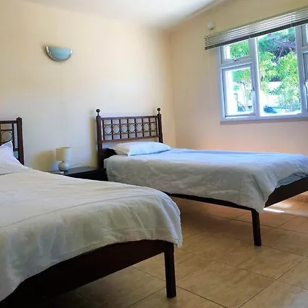 Sleeps 9 Pool Air Con Wifi Villa *
